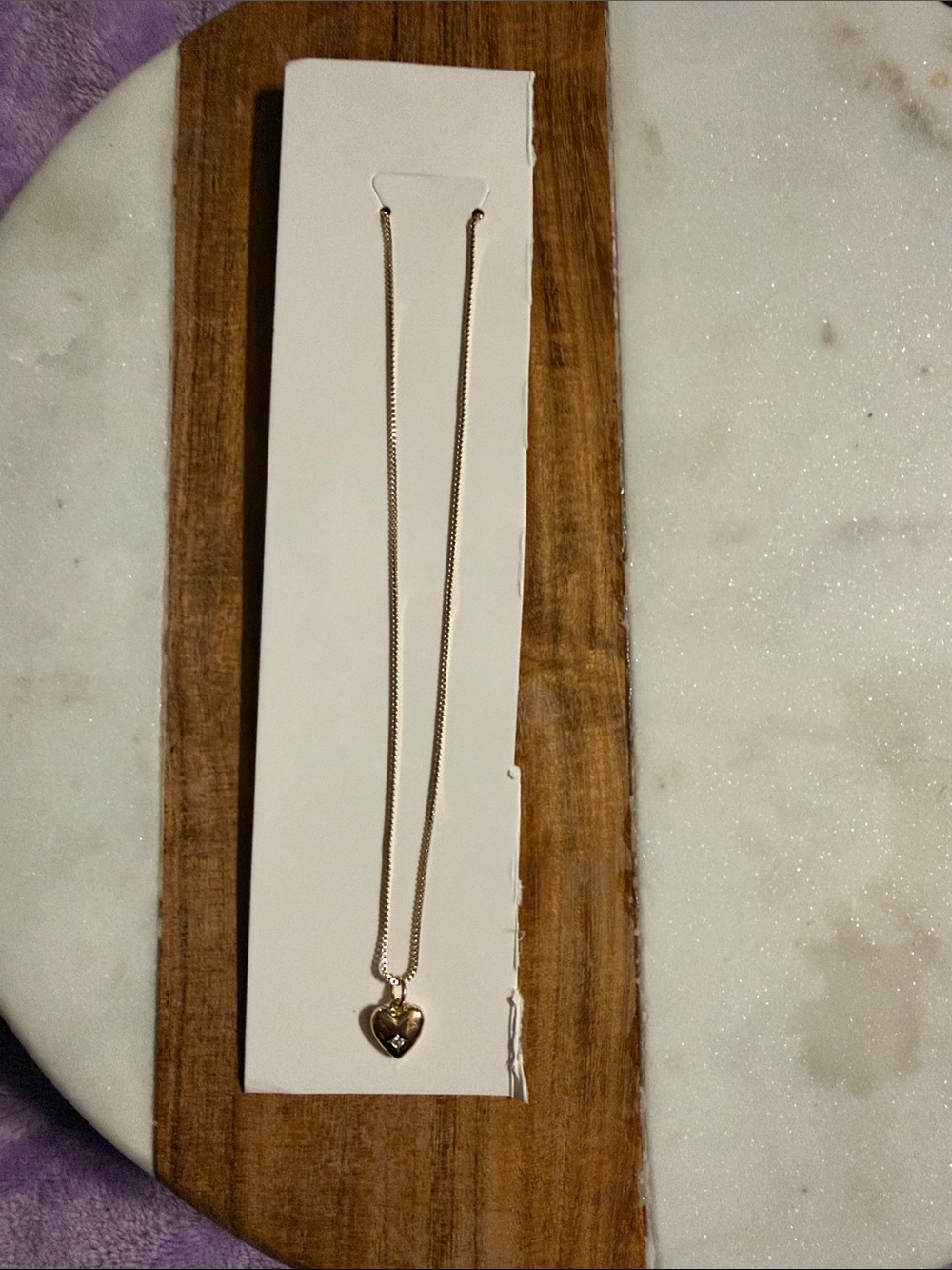 American Eagle Outfitters Gold Heart Pendant Necklace